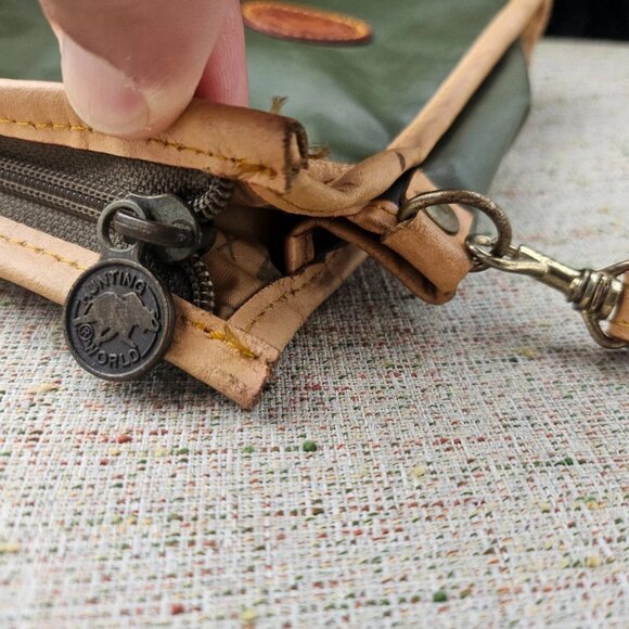 Hunting World Costmetic Bag Pouch Cluth Bag Green/Tan Leather Make Up Bag France - Picture 12 of 13